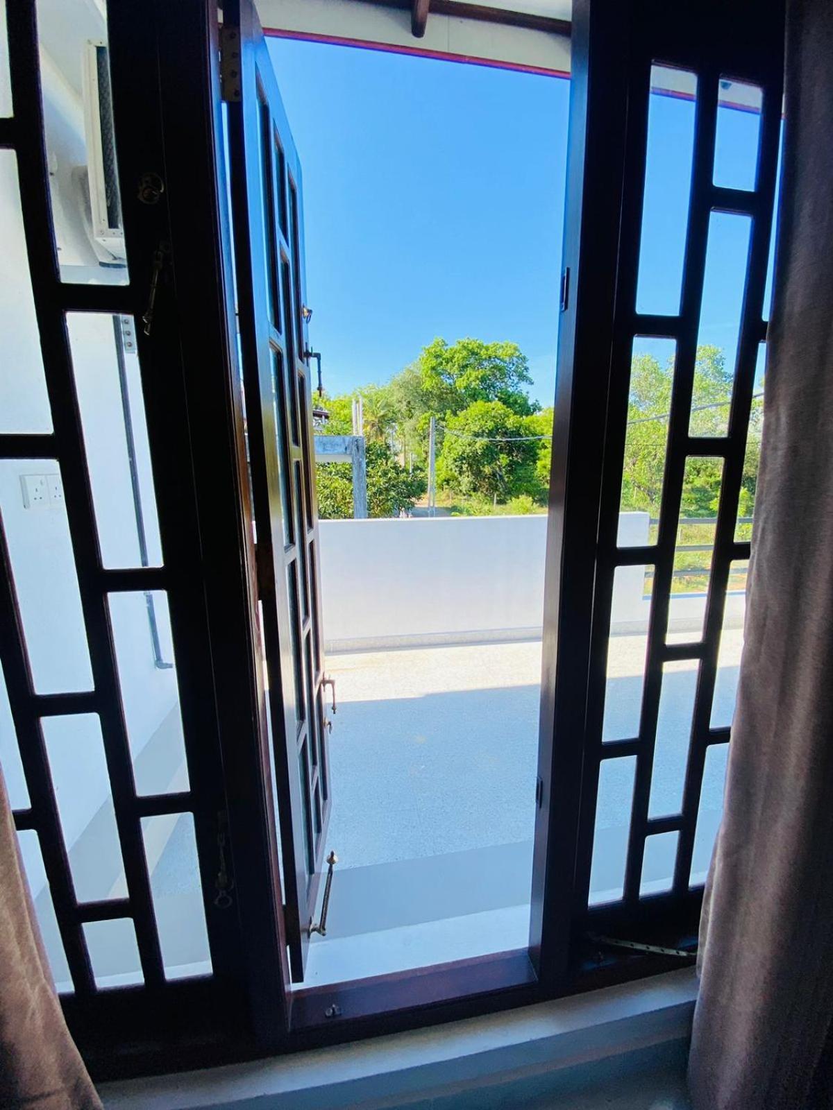 Tango Sunrise Villa Tangalle Exterior foto